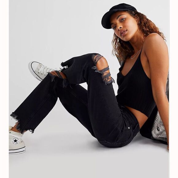 Free people Maggie Mid Rise Straight Jeans distressed in black size 24 - Picture 4 of 13